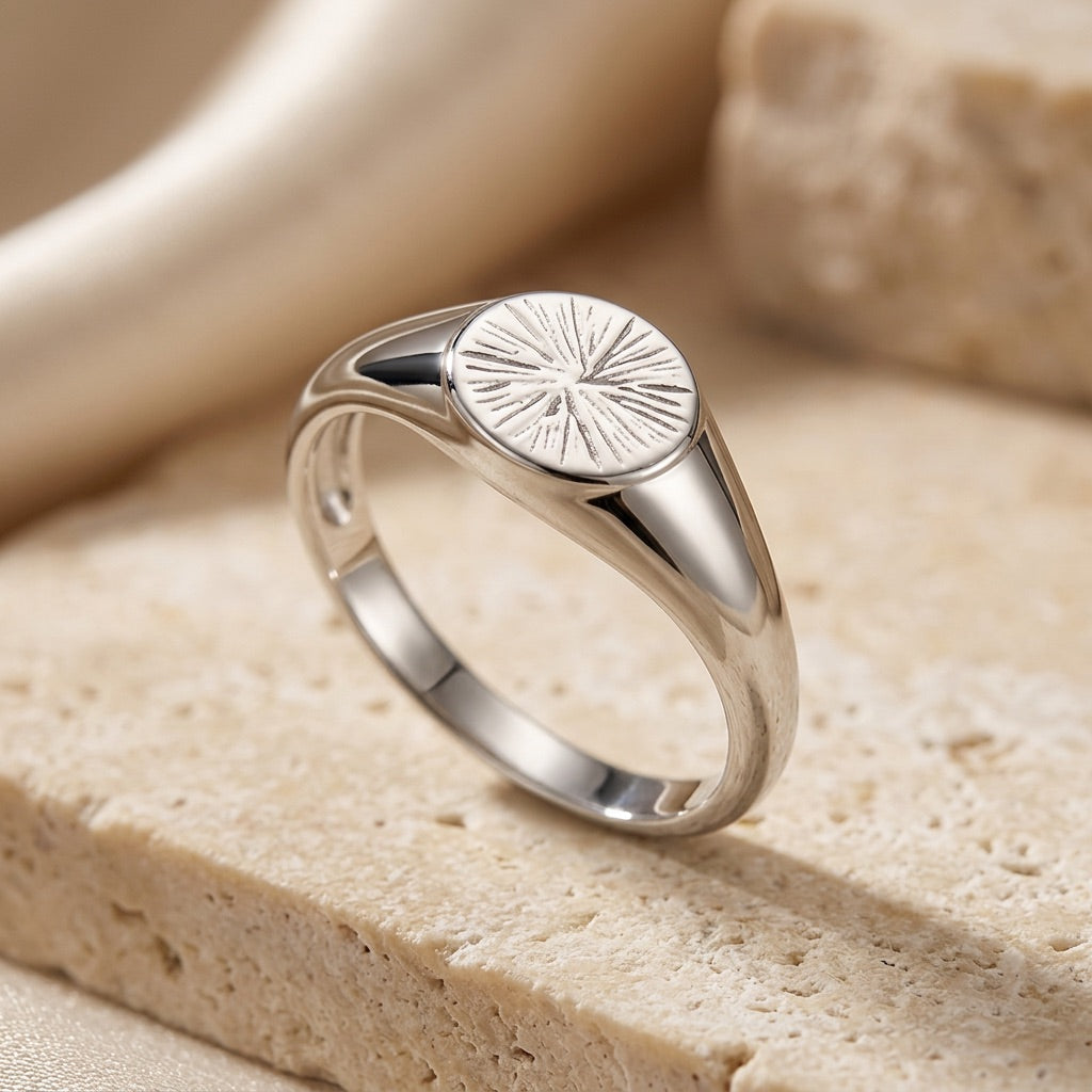 Spray Textured Signet Ring