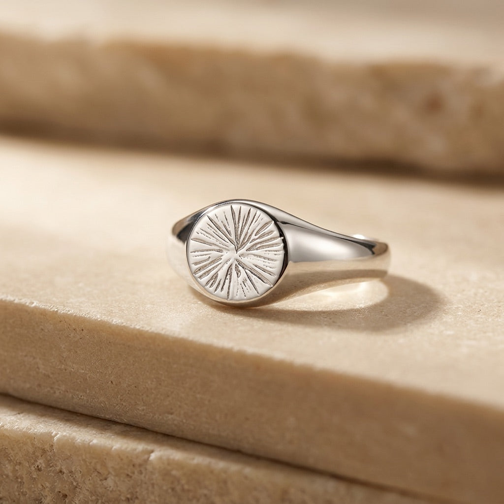 Spray Textured Signet Ring