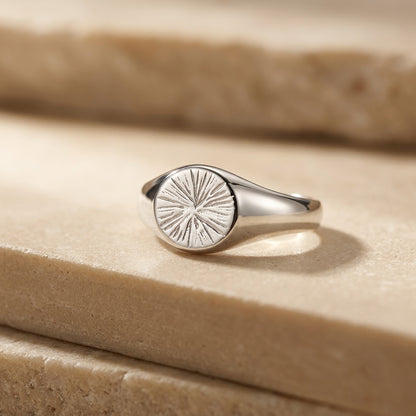Spray Textured Signet Ring