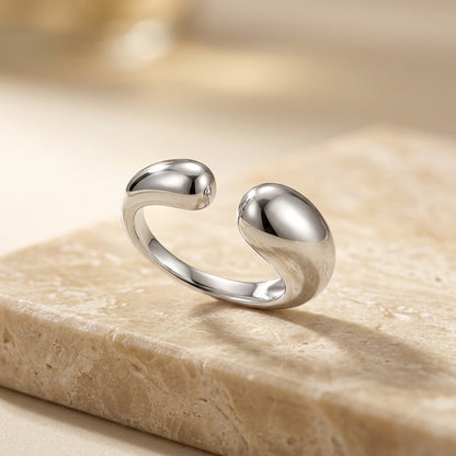 Open Organic Shaped Ring