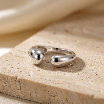 Open Organic Shaped Ring