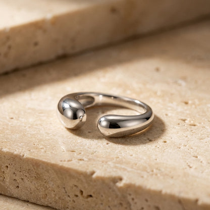 Open Organic Shaped Ring